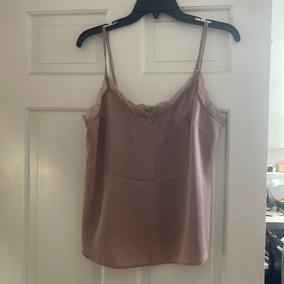 Abercrombie & Fitch Tops - NWOT Abercrombie & Fitch double strap lace trim cami